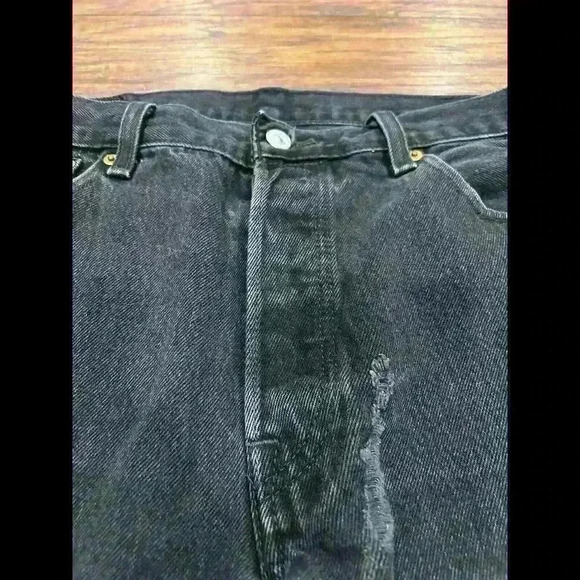 Levi's 501 Jeans Black Denim Raw Hem Straight Womens Size 34 Jeans - Picture 3 of 9